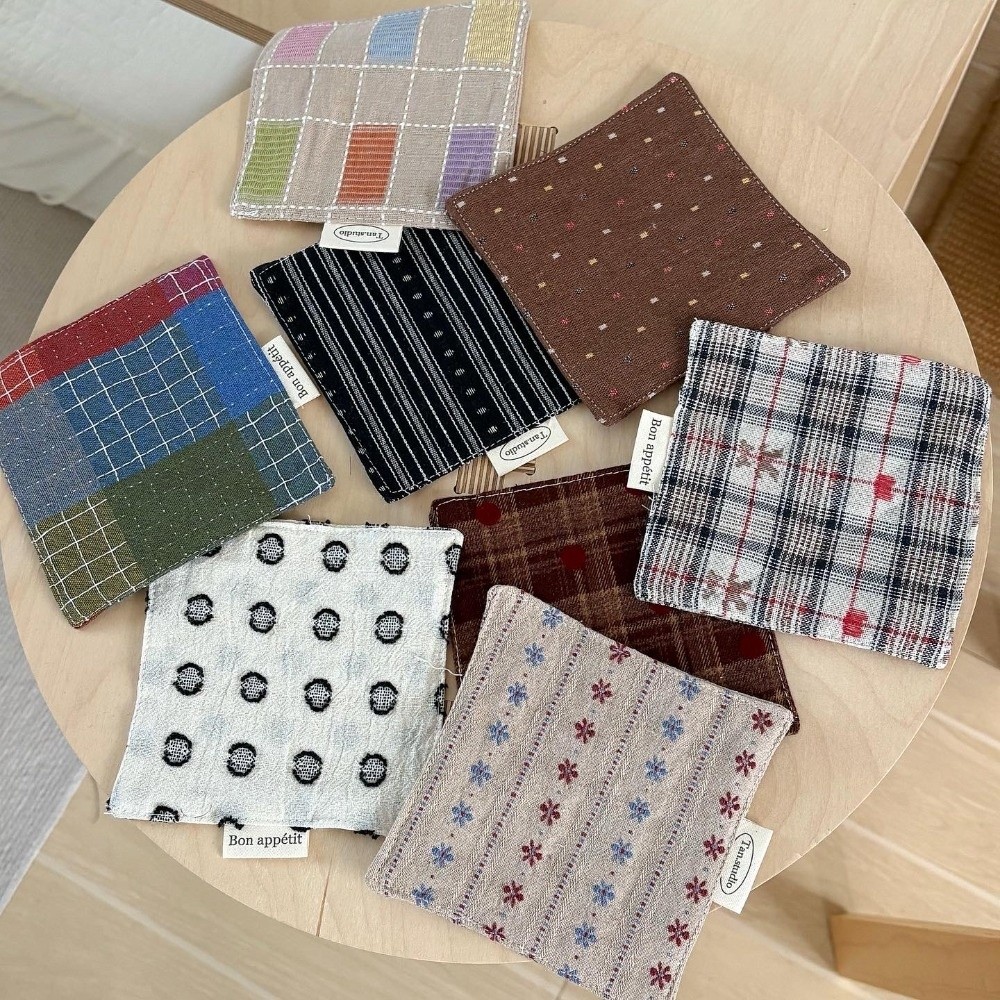 Home Textiles Discount - Nuovo Sottobicchiere Colorato in Tessuto Trapuntato